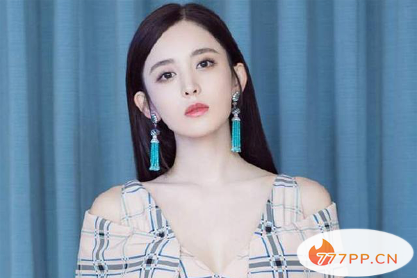 中国十大90后美女排行榜 郑爽李沁上榜，第一名是为新疆美女